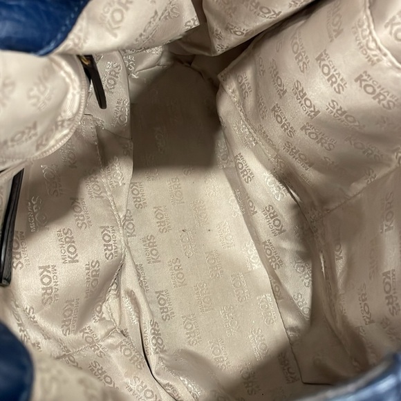 Michael Michael Kors Hobo Ring Bag - Picture 8 of 16